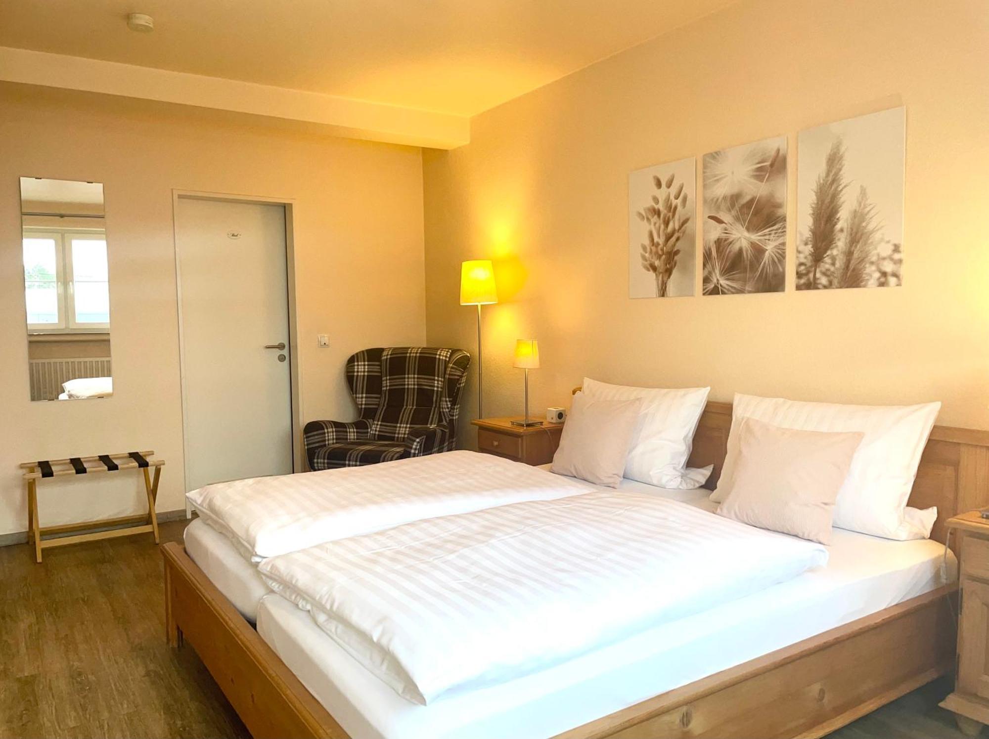 Hotel-Pension Hommen โคเบลนซ์ ภายนอก รูปภาพ